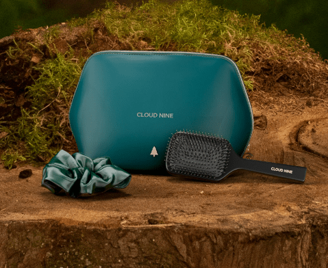 CLOUD NINE The Evergreen Accessories Gift Bag Fashion